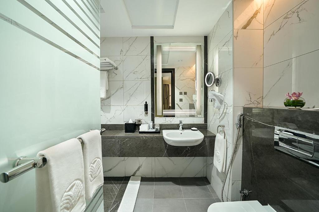 Al Manakha Rotana Madinah