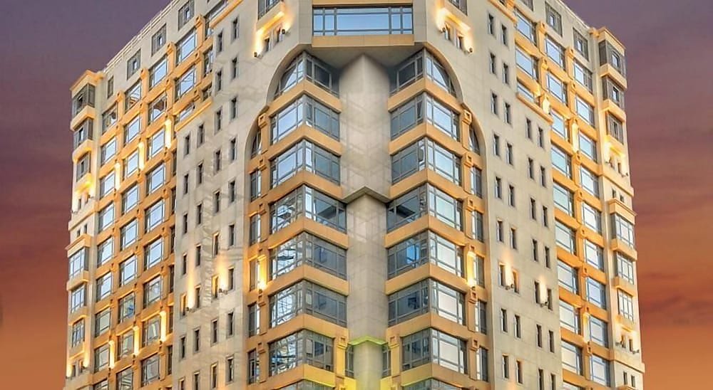 فندق ليدر المنى كريم