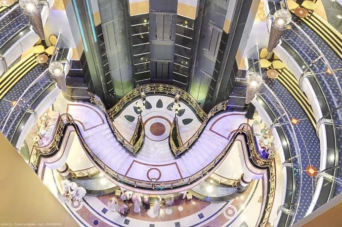 فندق ليدر المنى كريم