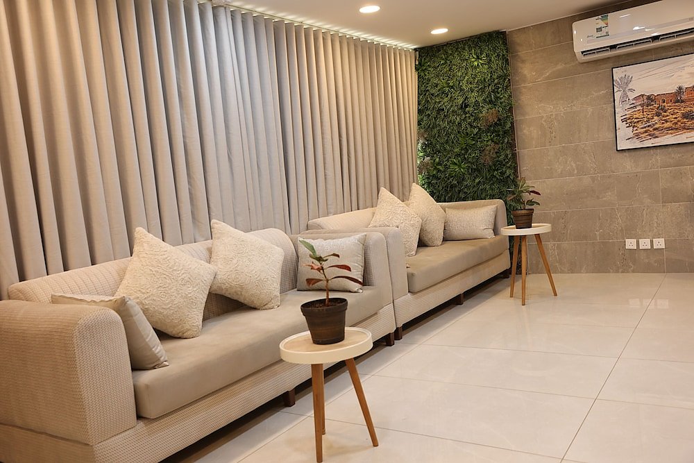 ARAM Suites