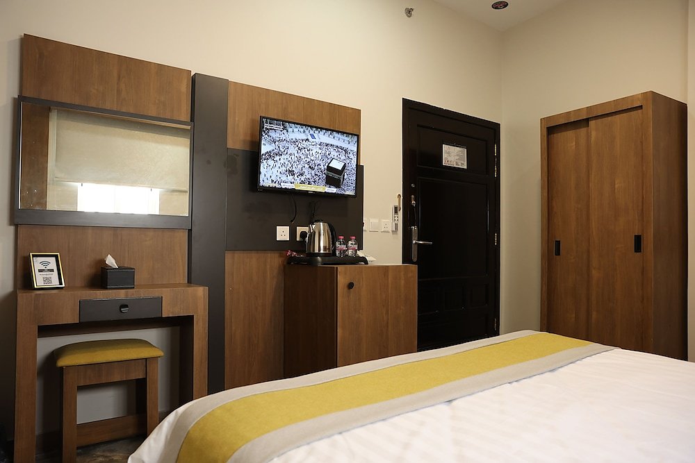 ARAM Suites