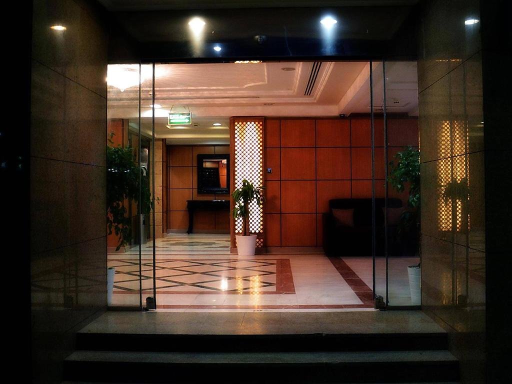 Al Andalus Palace Golden
