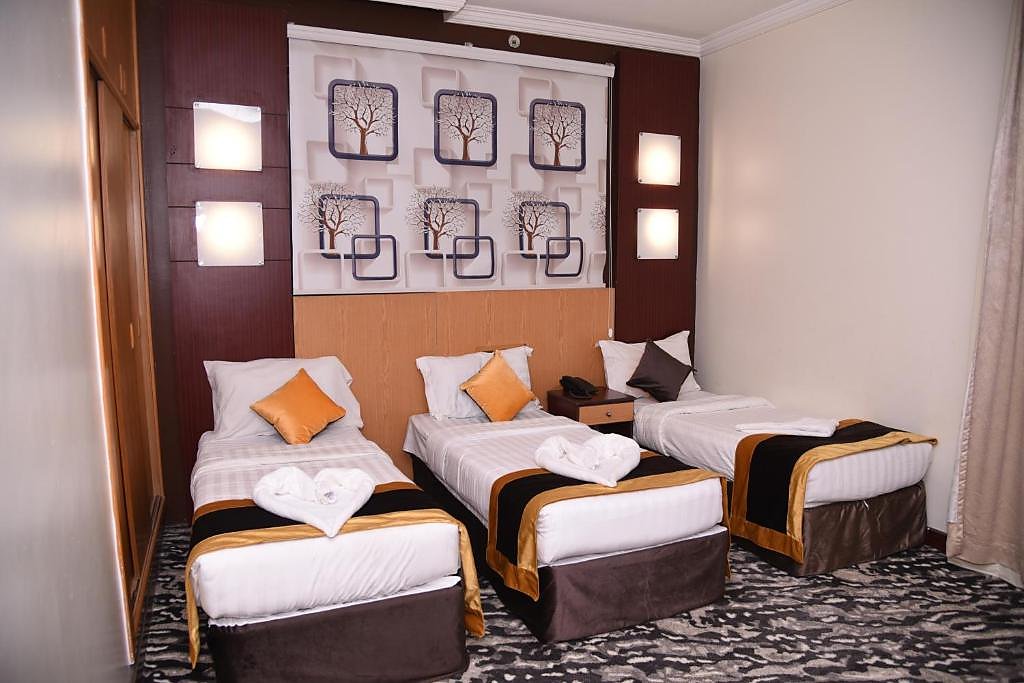 Al Andalus Palace Golden