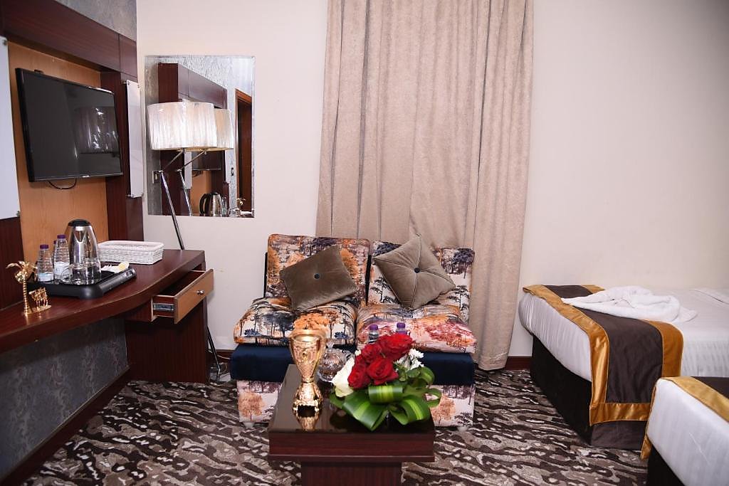 Al Andalus Palace Golden