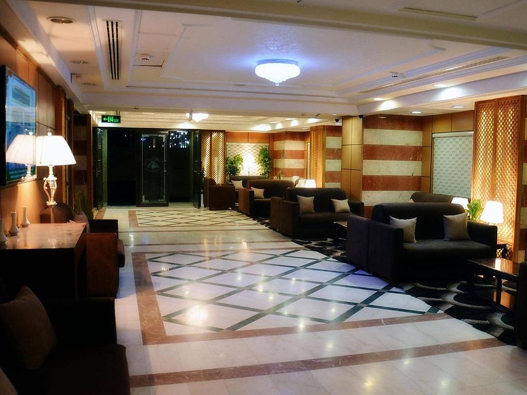 Al Andalus Palace Golden