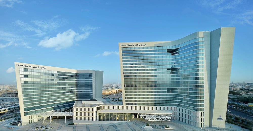 هيلتون الرياض والشقق الفندقية