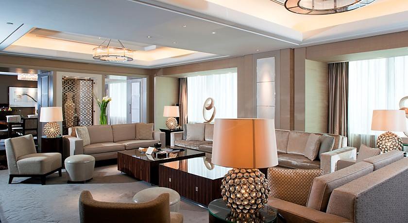 Four Seasons Hotel Riyadh At Kingdom Center