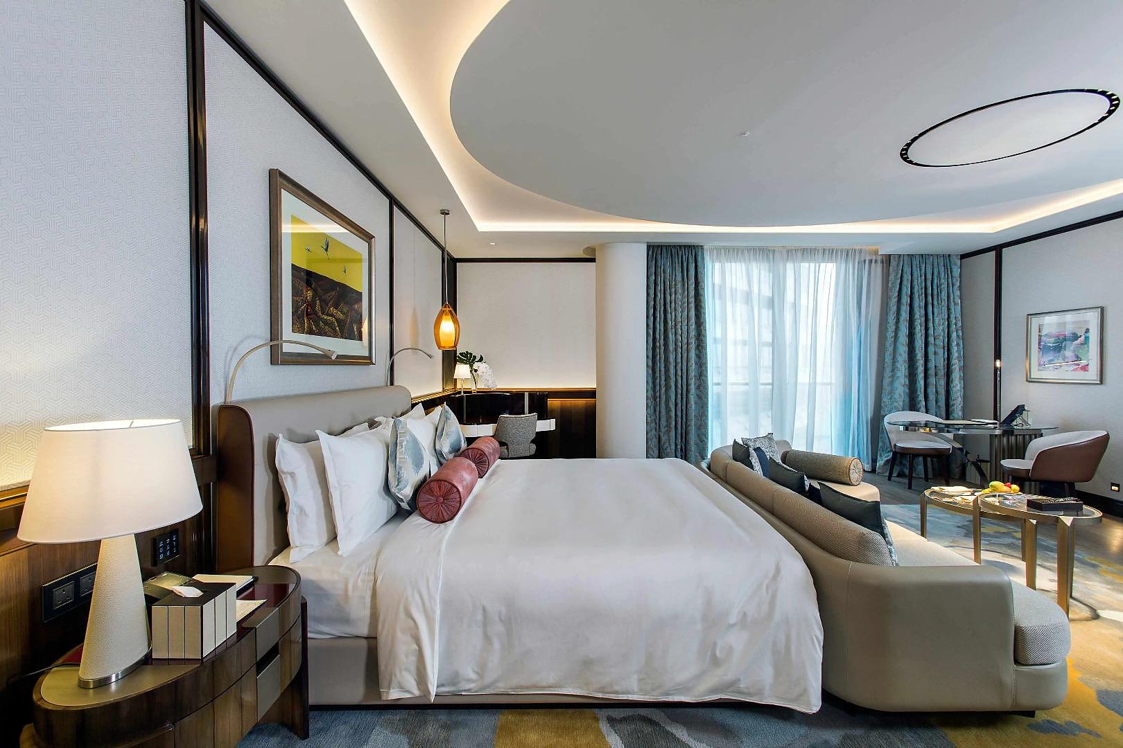 Al Faisaliah Suites