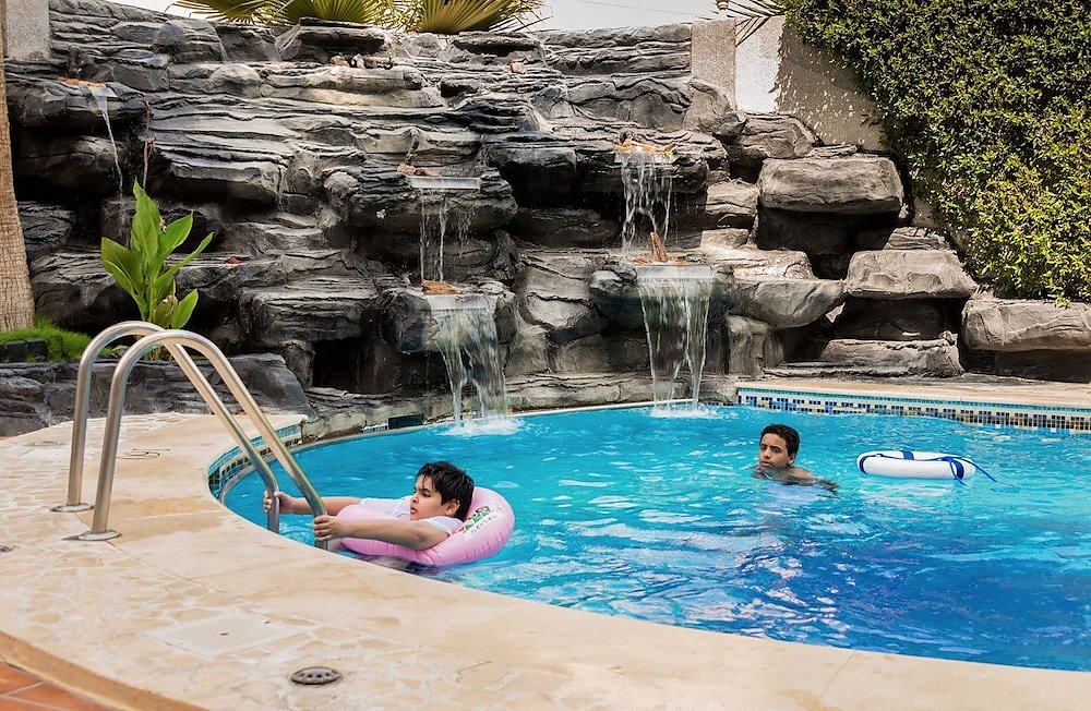 Boudl Al Shatea Hotel