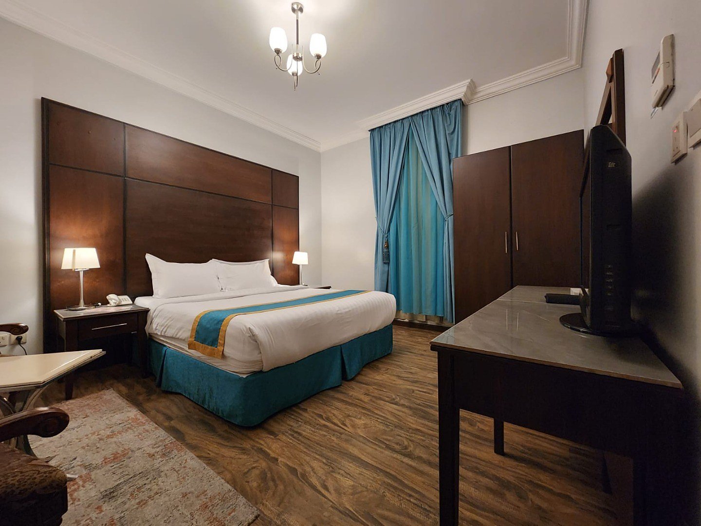 Lazourd Palace Hotel Apartments