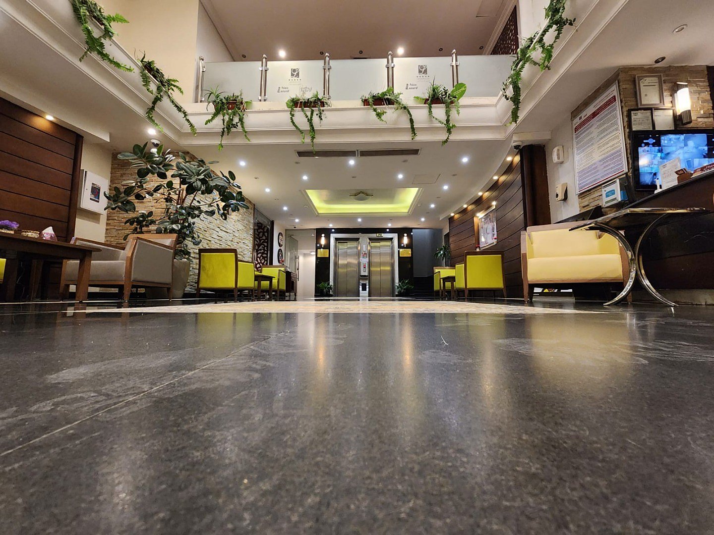 Lazourd Palace Hotel Apartments