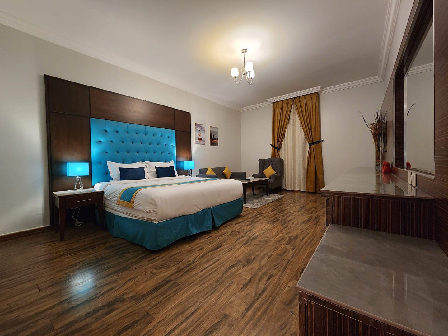 Lazourd Palace Hotel Apartments