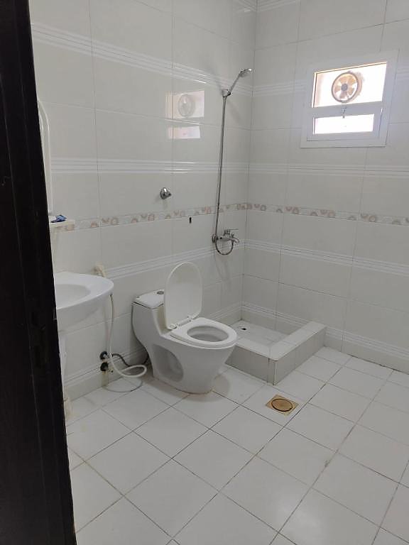 Al Eairy Furnished Apartments Dammam 4