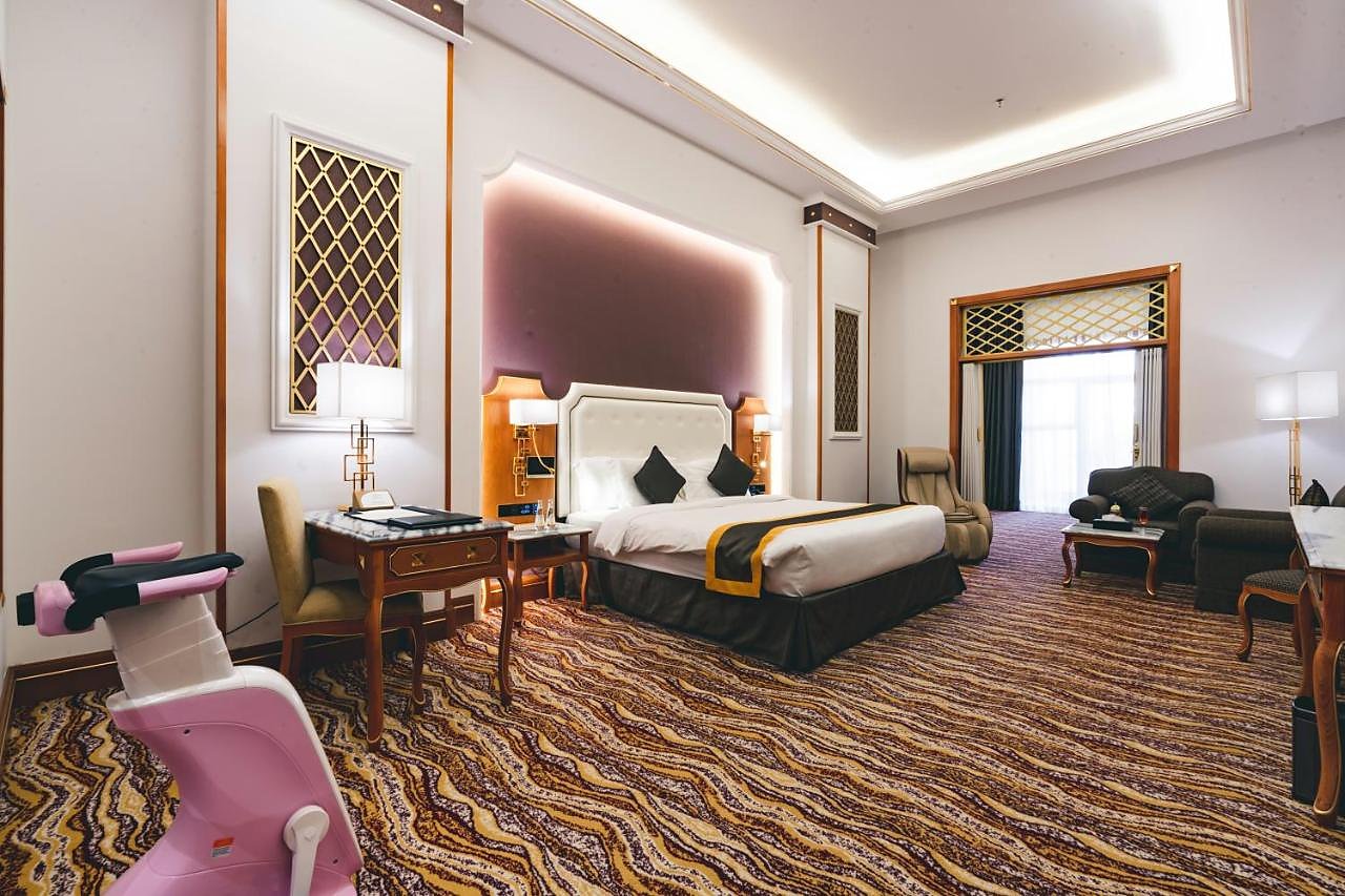 Iridium Hotel