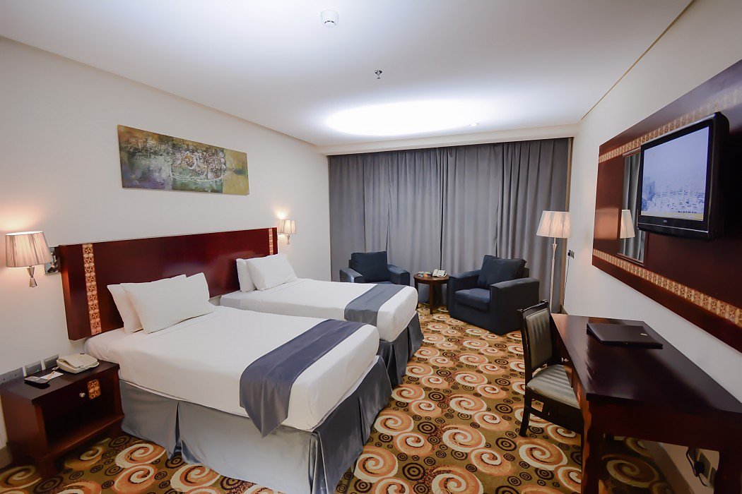 Reef Global Hotel