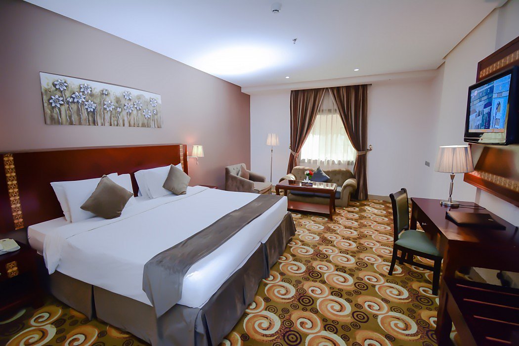 Reef Global Hotel