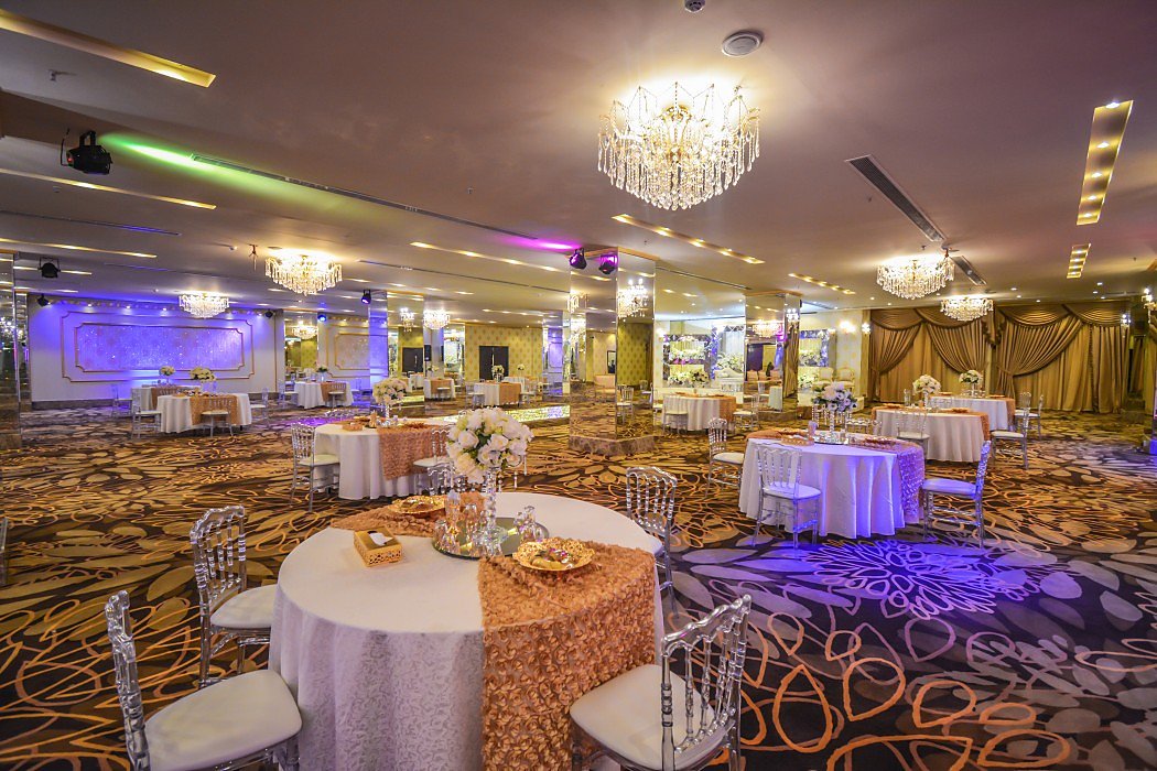 Reef Global Hotel