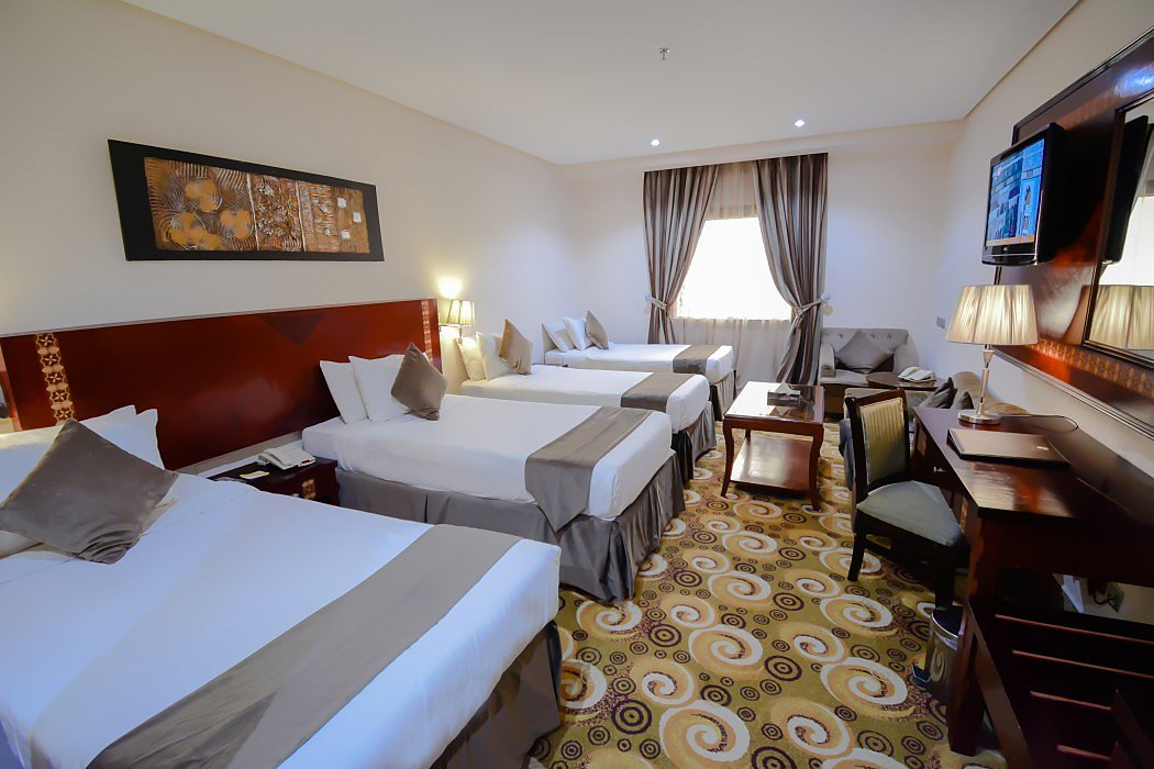 Reef Global Hotel