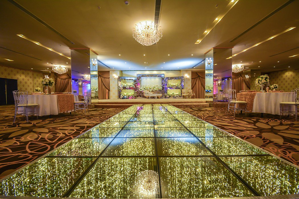 Reef Global Hotel
