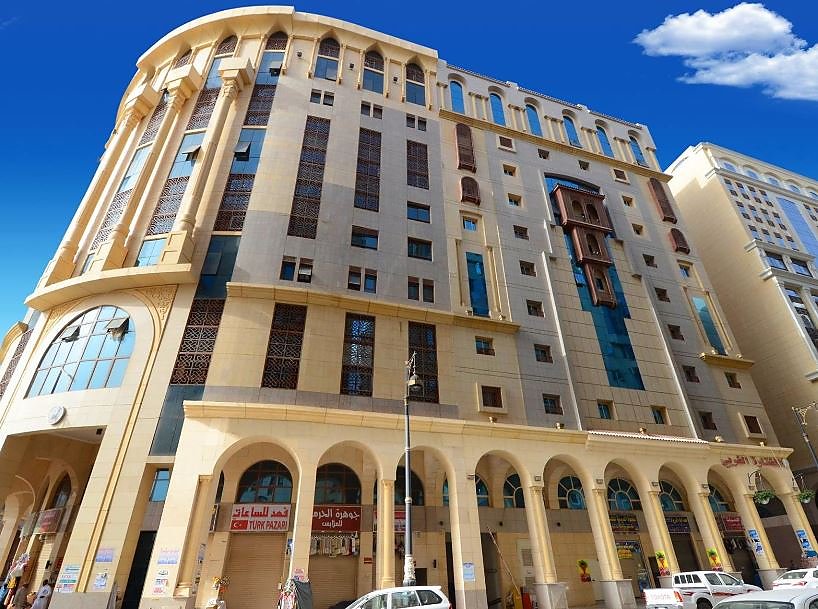 فندق برج المختارة الغربي