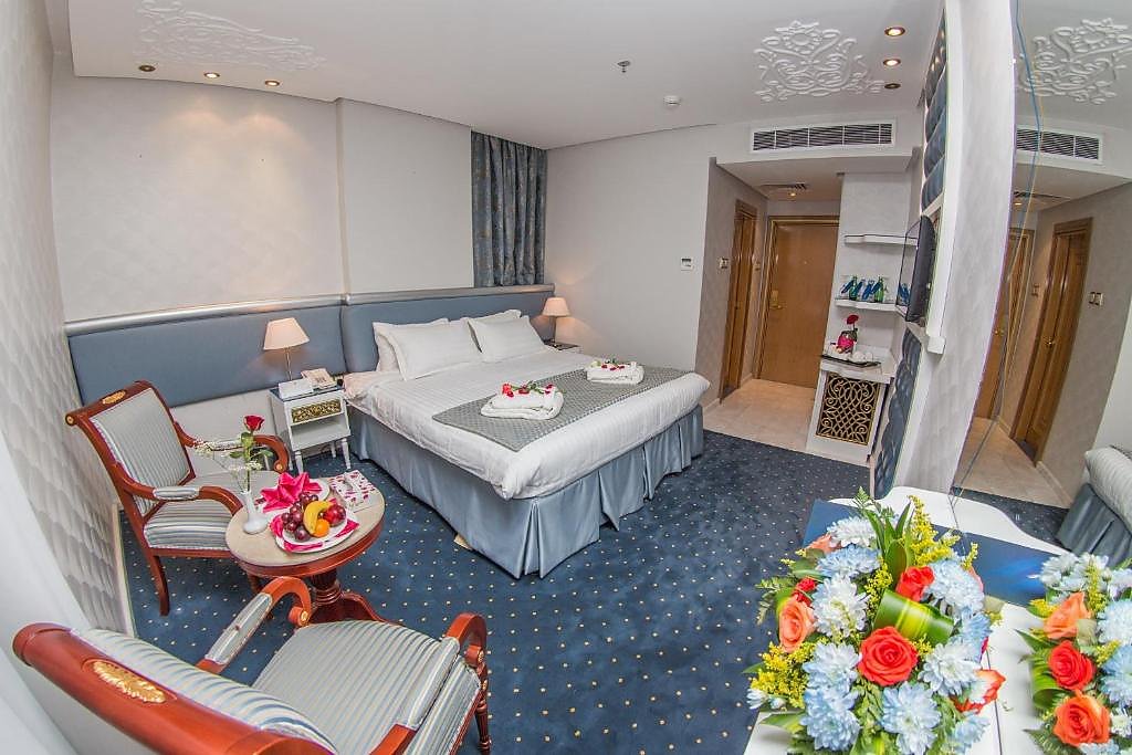 Montana Al Azizia Hotel