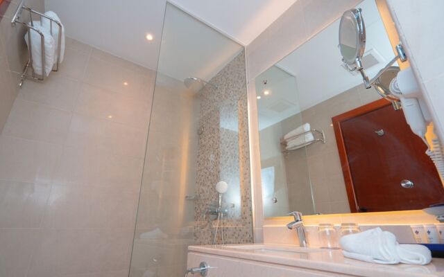 Diar Al Khalidiya Hotel by Park Regis